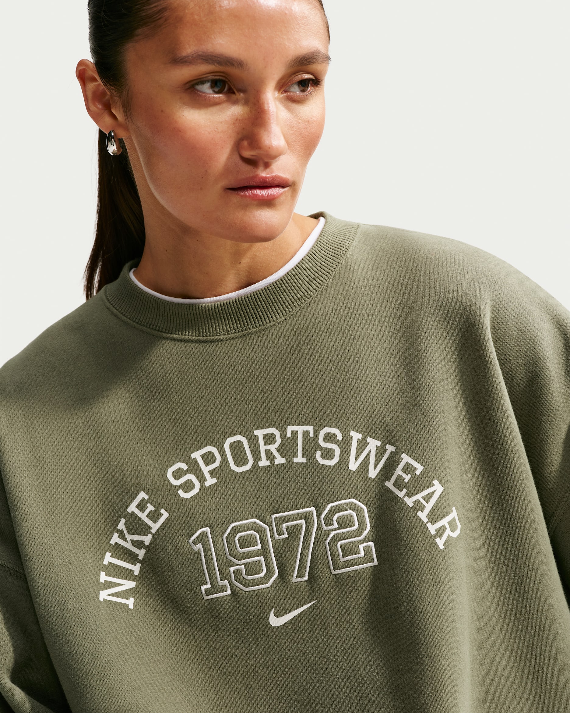 Nike Studio Fleece Medium Weight Women's Oversized Crew. Nike IL